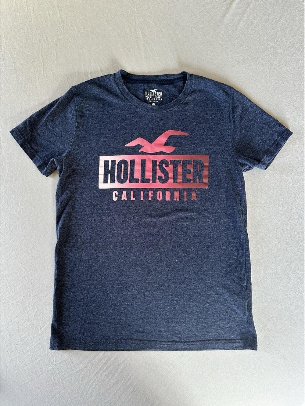 Hollister California Must-Have Collection Navy Blue T-Shirt XS